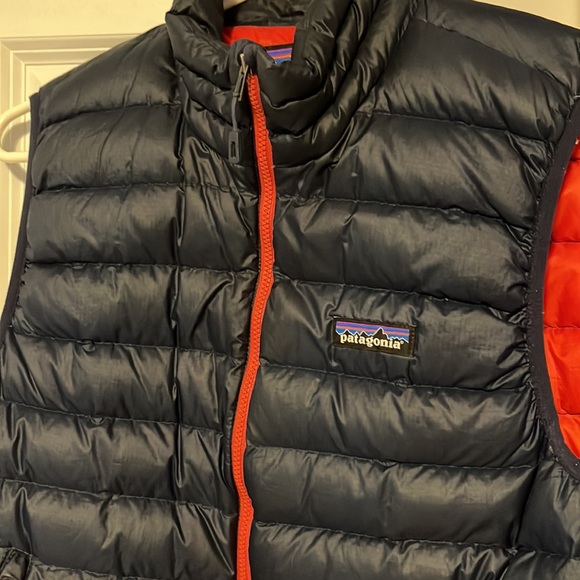 Patagonia Puffer Vest Navy - Picture 2 of 4